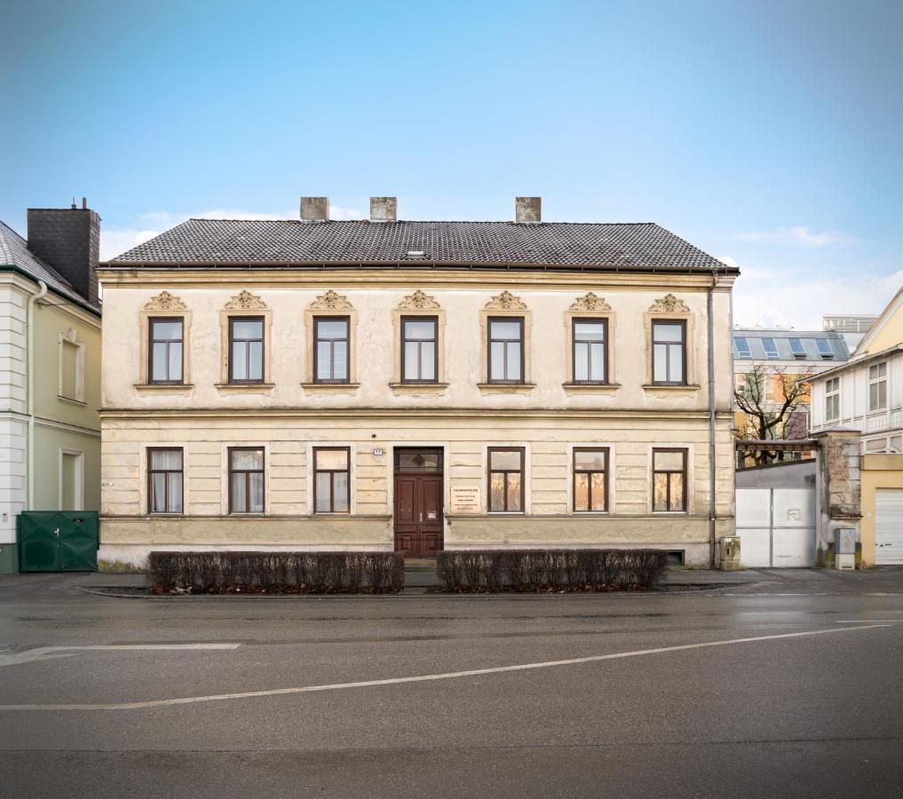 City Appartement Wagram Am Hauptbahnhof 圣珀尔滕 外观 照片